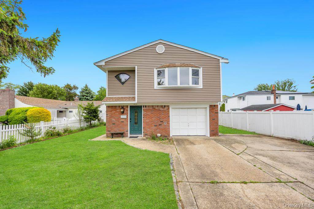 405 Massapequa Avenue - Photo 1