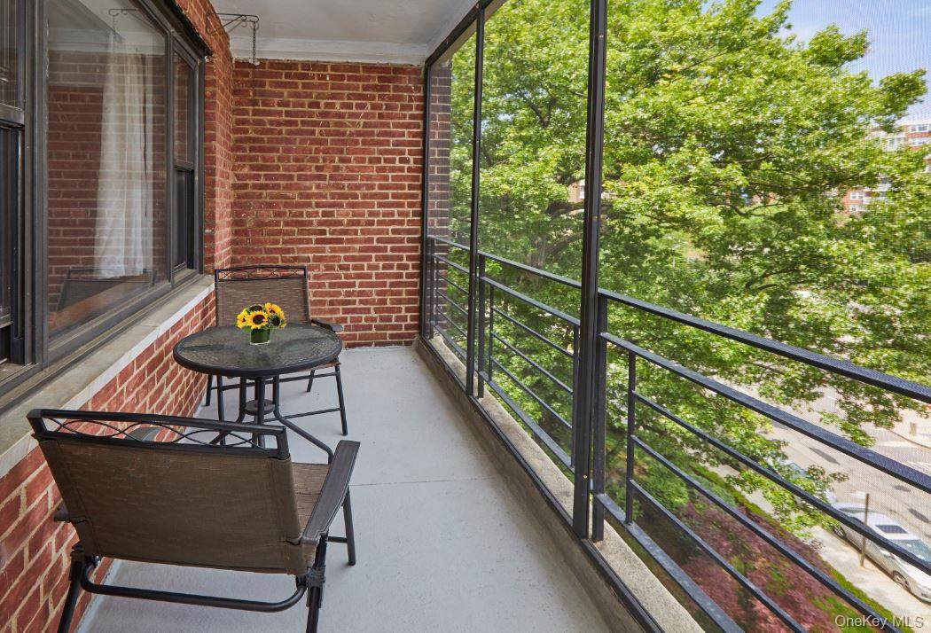3616 Henry Hudson Parkway - Photo 1