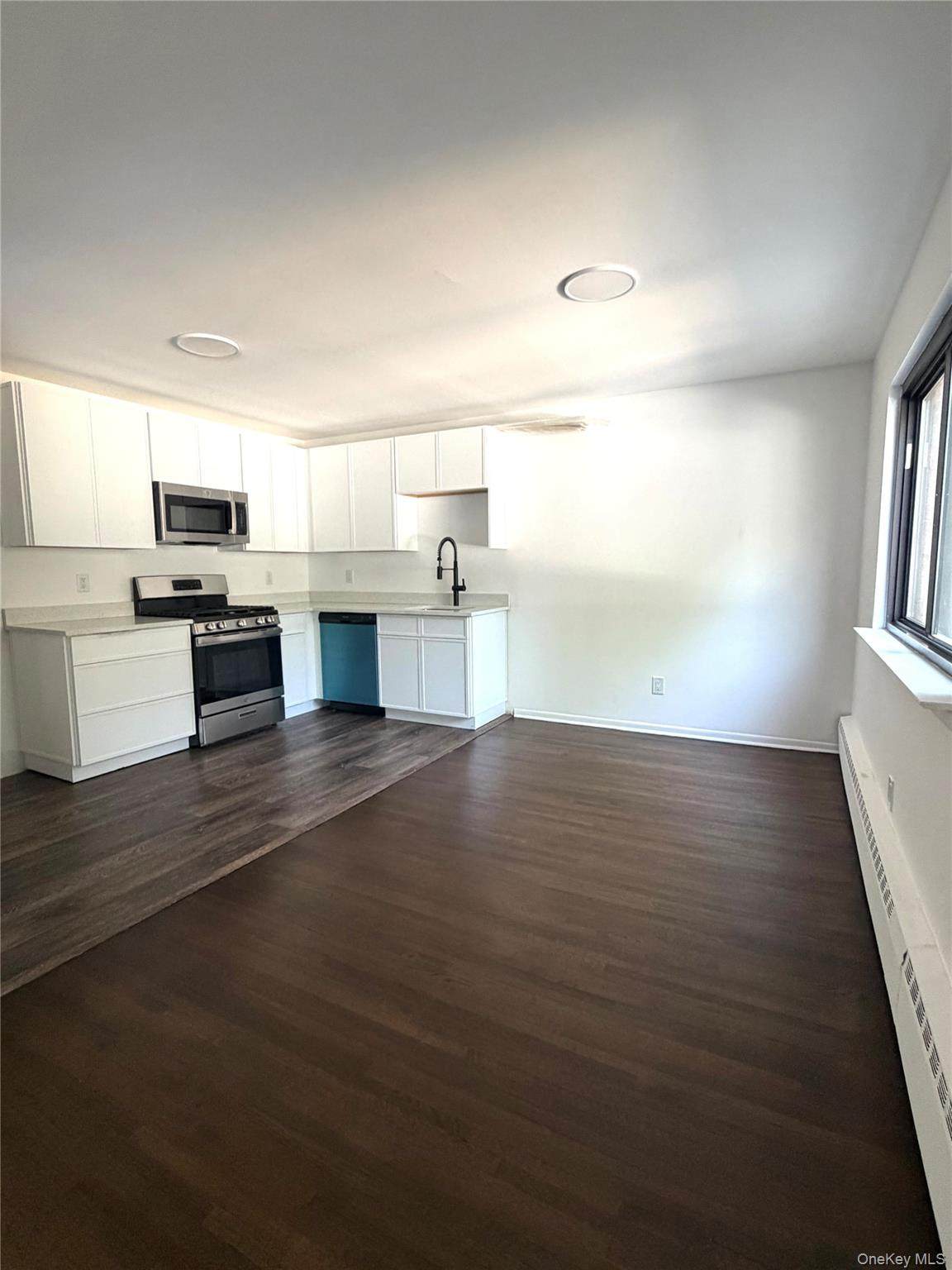 3 Lawrence Park Drive - Photo 1