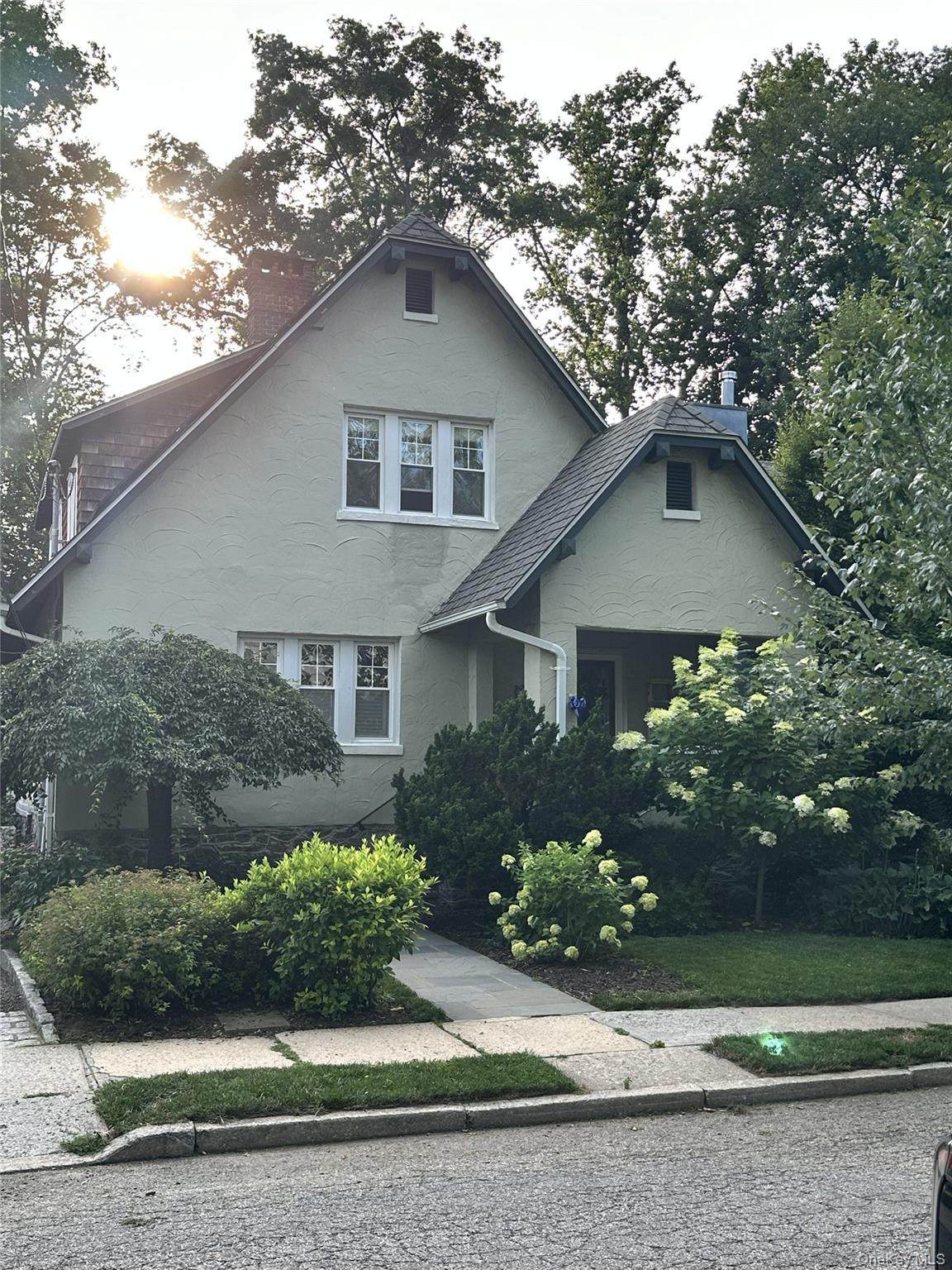 29 Chestnut Avenue - Photo 1