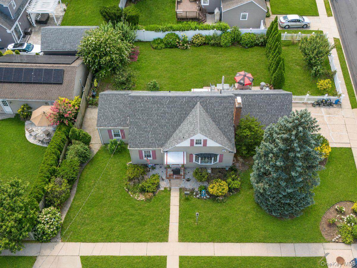 295 Ivy Avenue - Photo 1