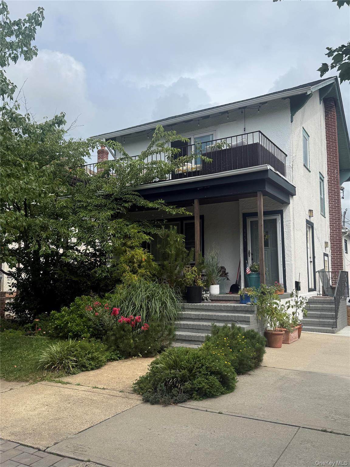 445 Walnut Street - Photo 1