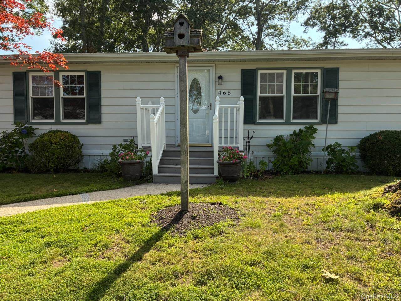 1661 Old Country Road Road - Photo 1