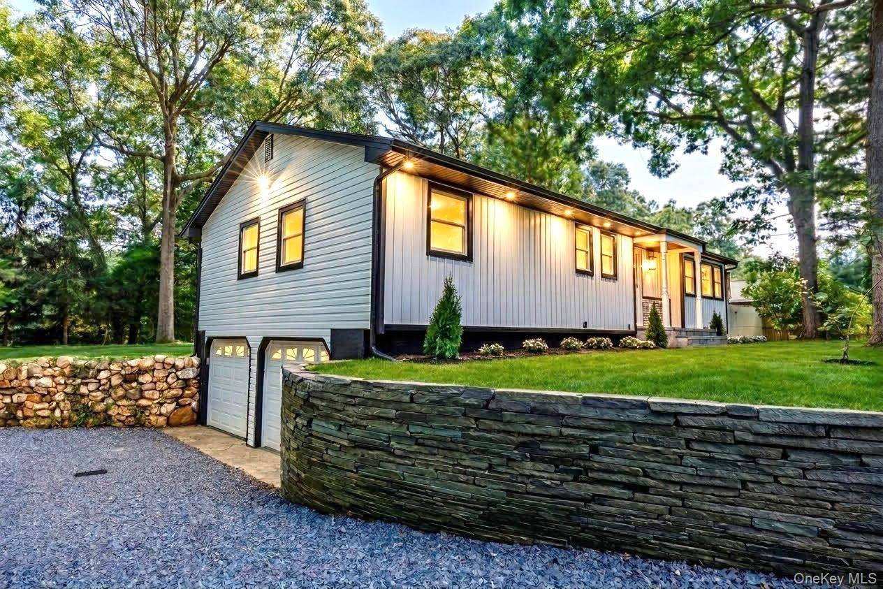 14 Camelot Lane - Photo 1