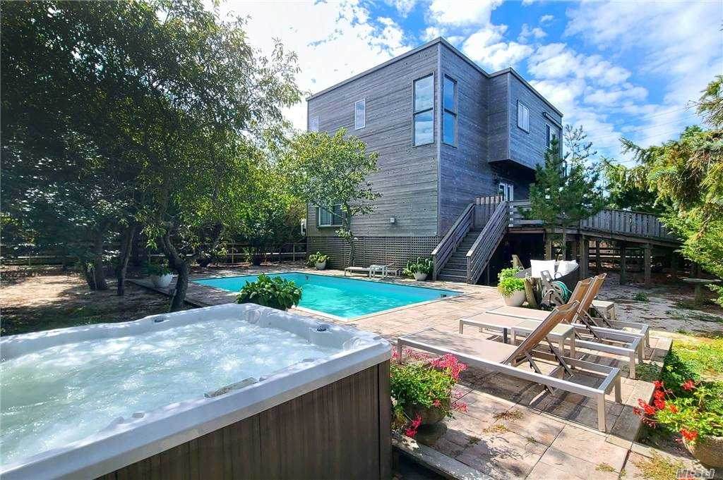 269 West Walk - Photo 1