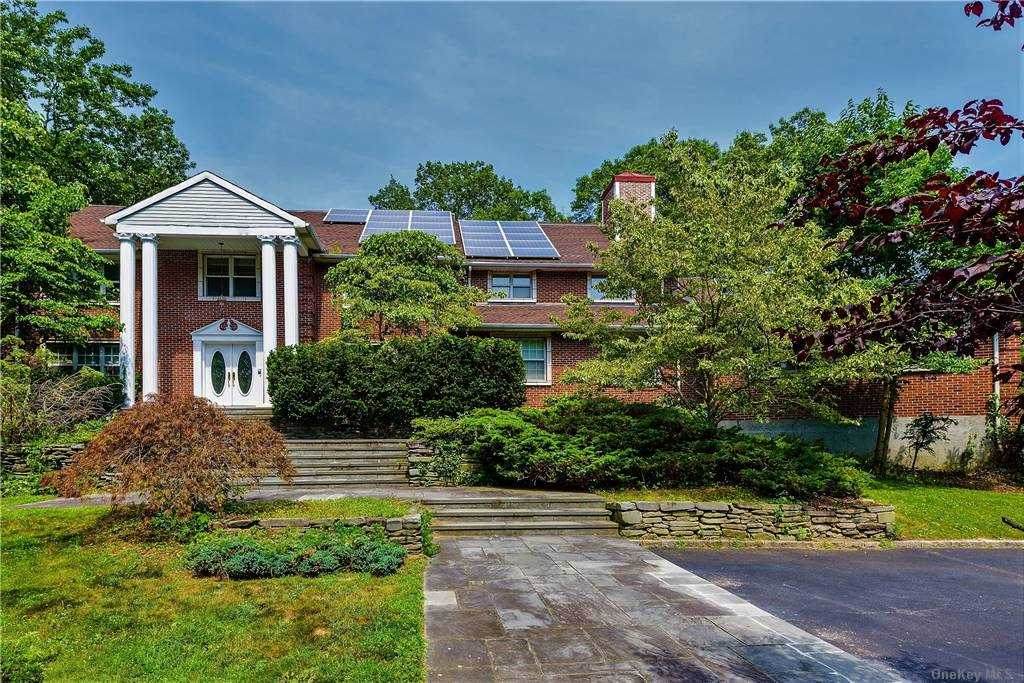212 Sunset Road - Photo 1