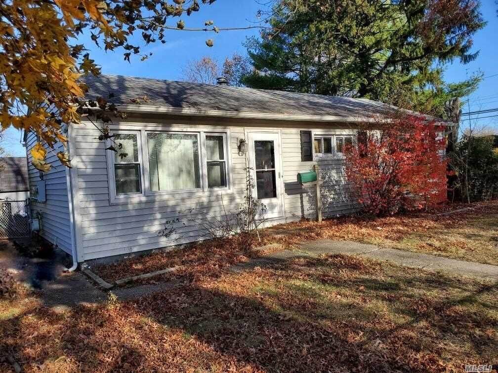 540 Herzel Boulevard - Photo 1