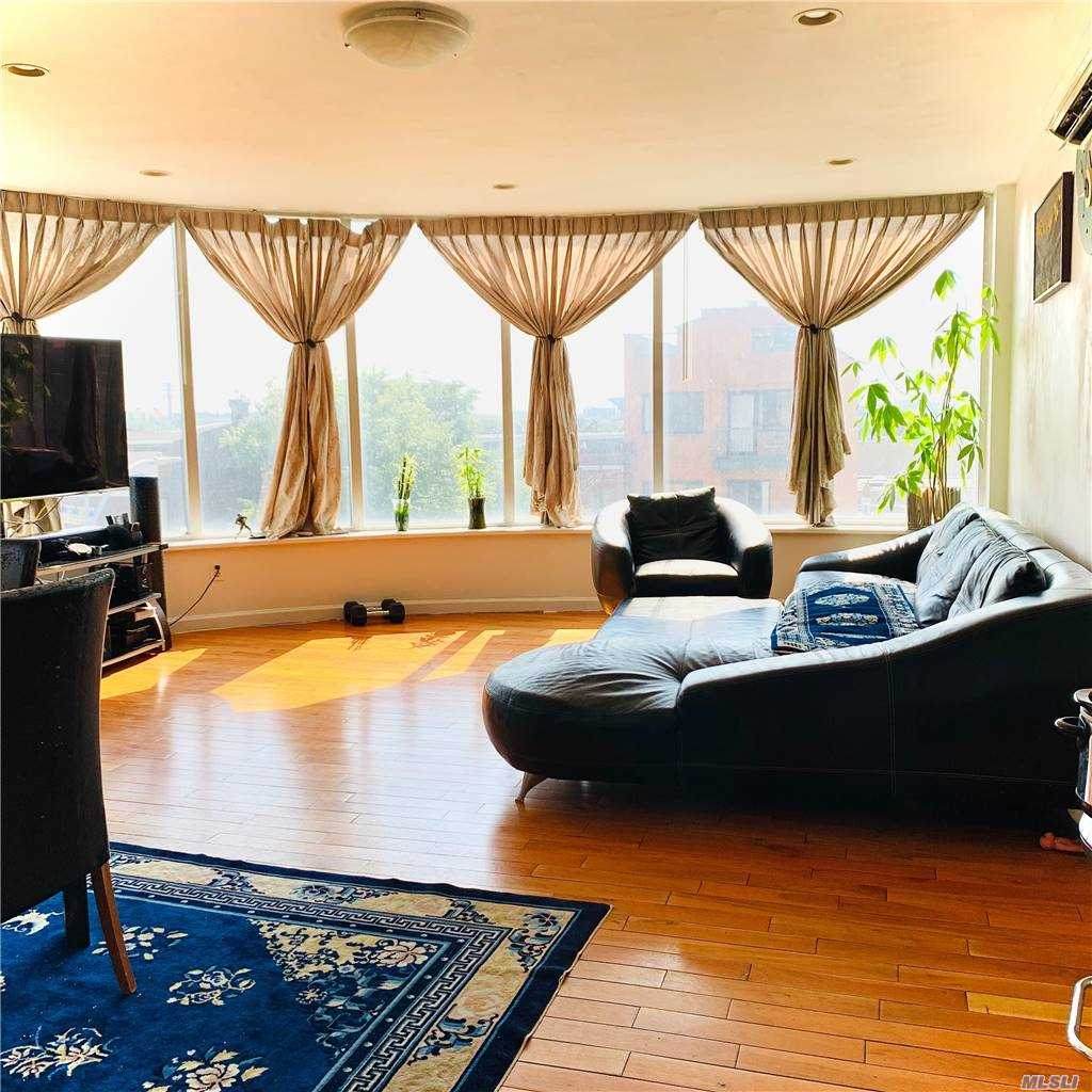 132-03 Sanford Avenue - Photo 1