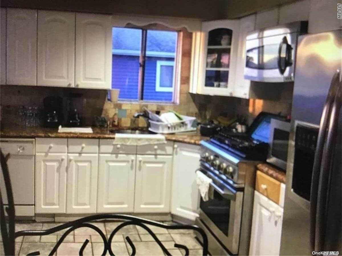 503 Nassau Avenue - Photo 1