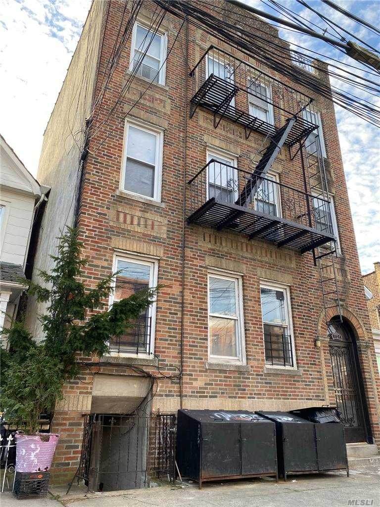 104-54 42nd Avenue - Photo 1