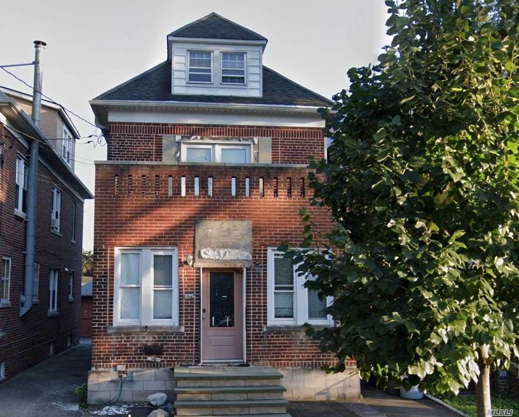 1164 Rhinelander Avenue - Photo 1