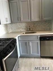 152-72 Melbourne Avenue - Photo 1