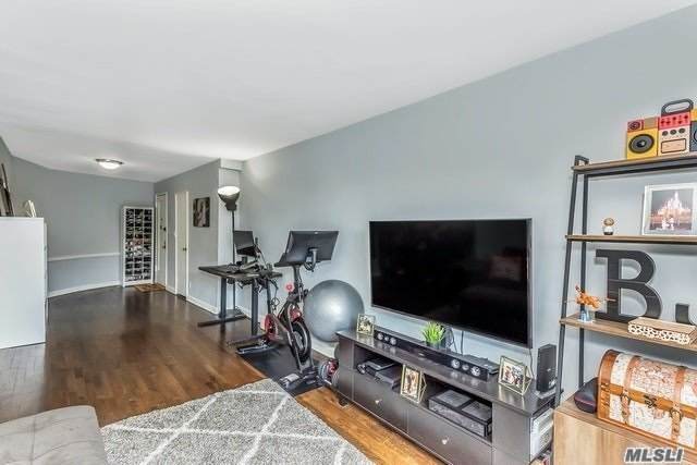 15 Canterbury Road - Photo 1
