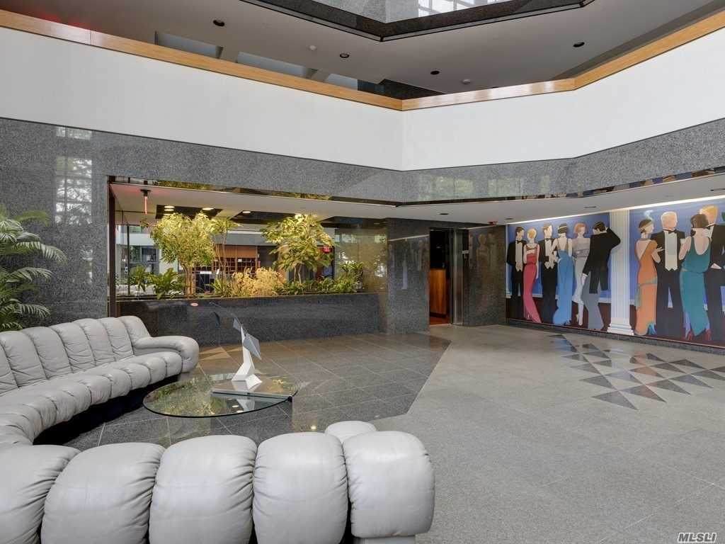 100 Great Neck Rd. - Photo 1