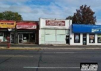 427 Jerusalem Avenue - Photo 1