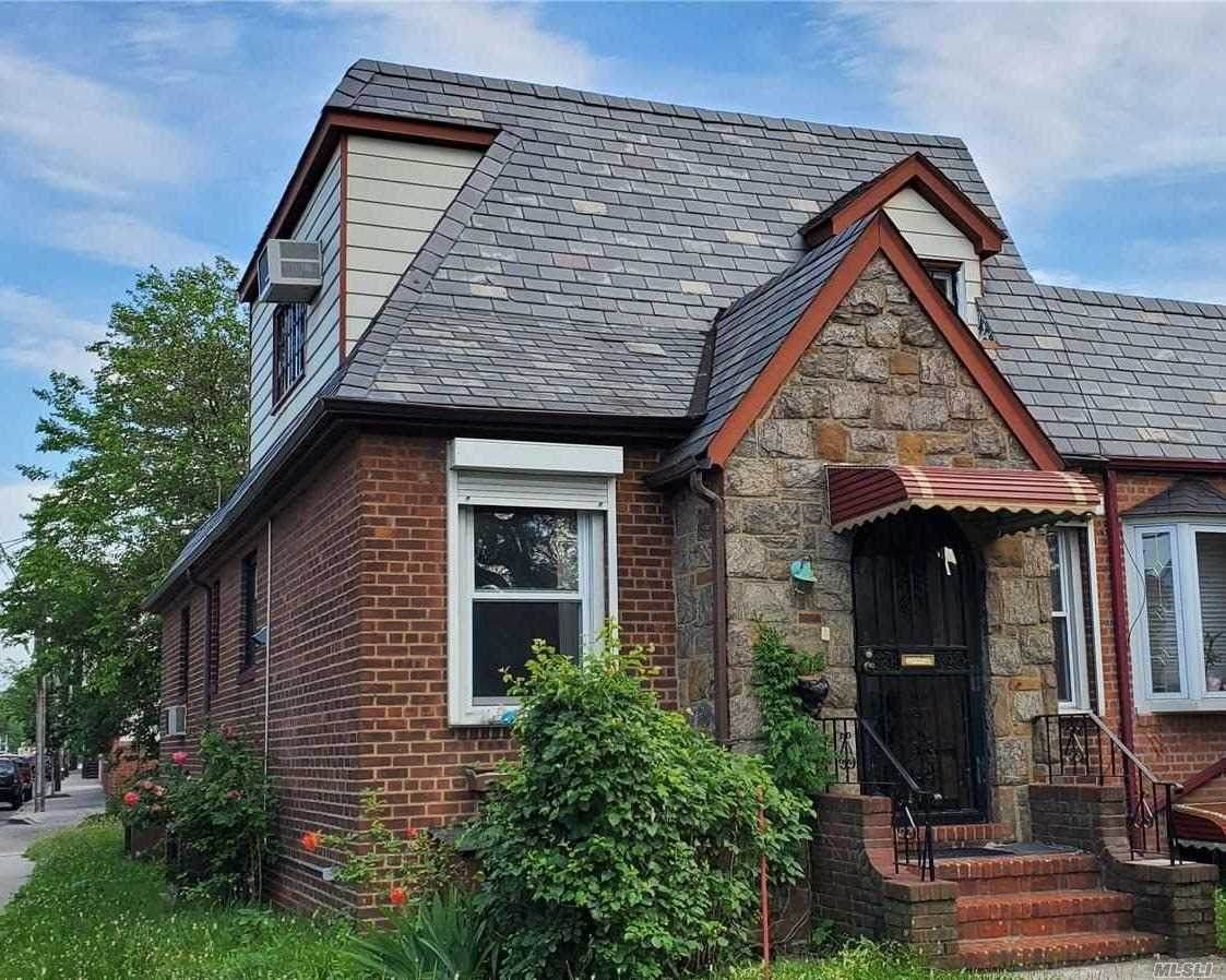 84-28 Doran Avenue - Photo 1