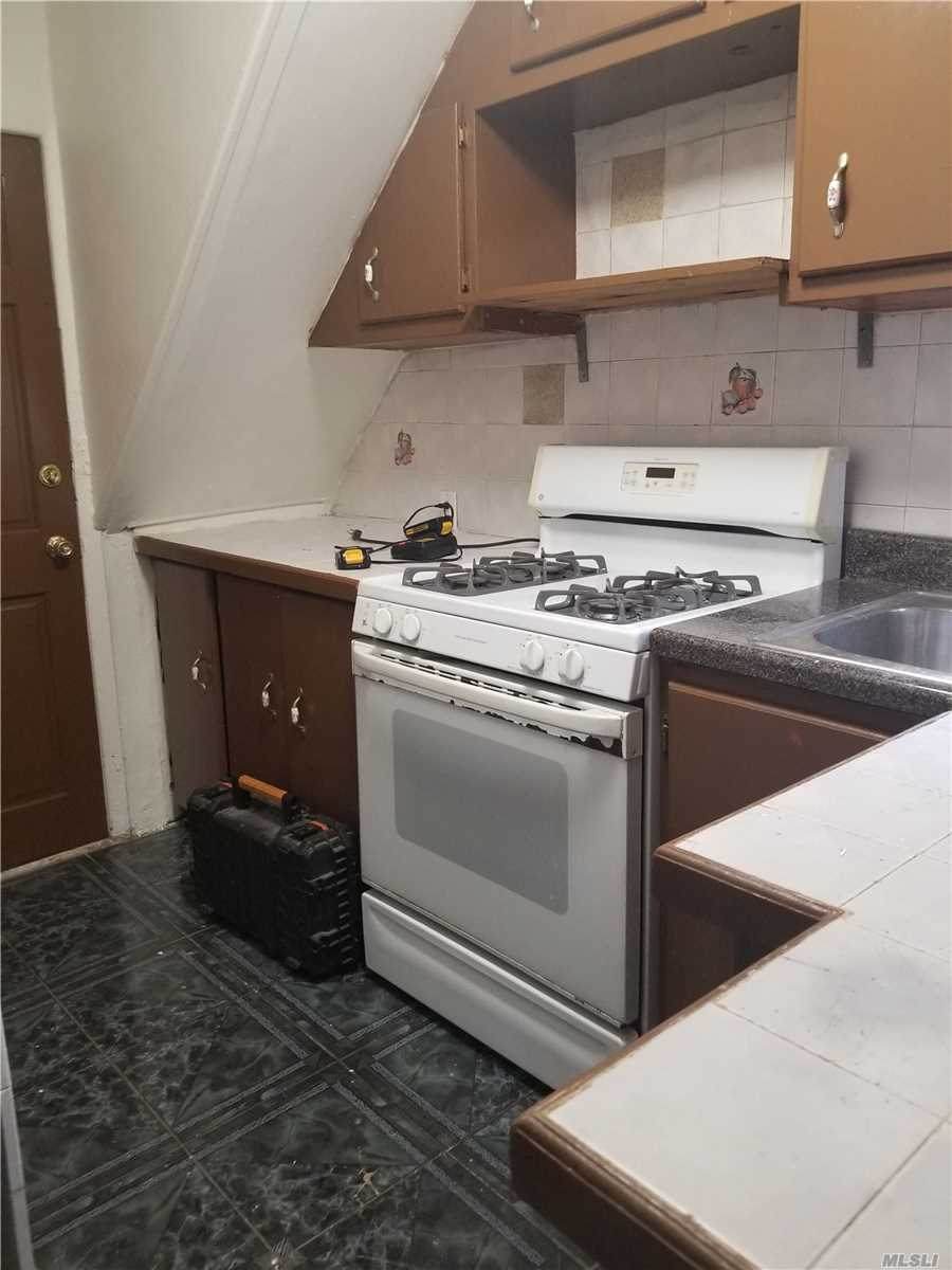 283 39th St - Photo 1