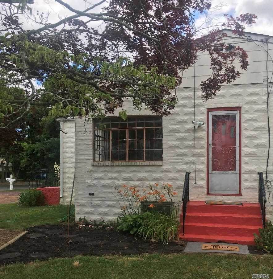 66 Gordon Ave - Photo 1