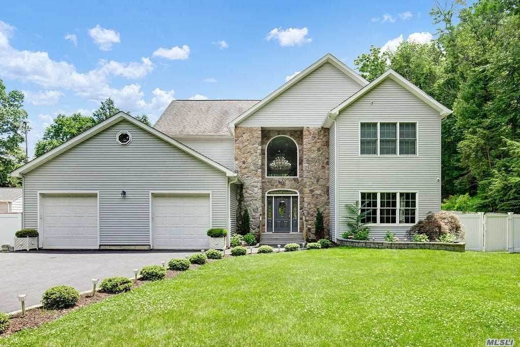 10 Ledgewood Drive - Photo 1