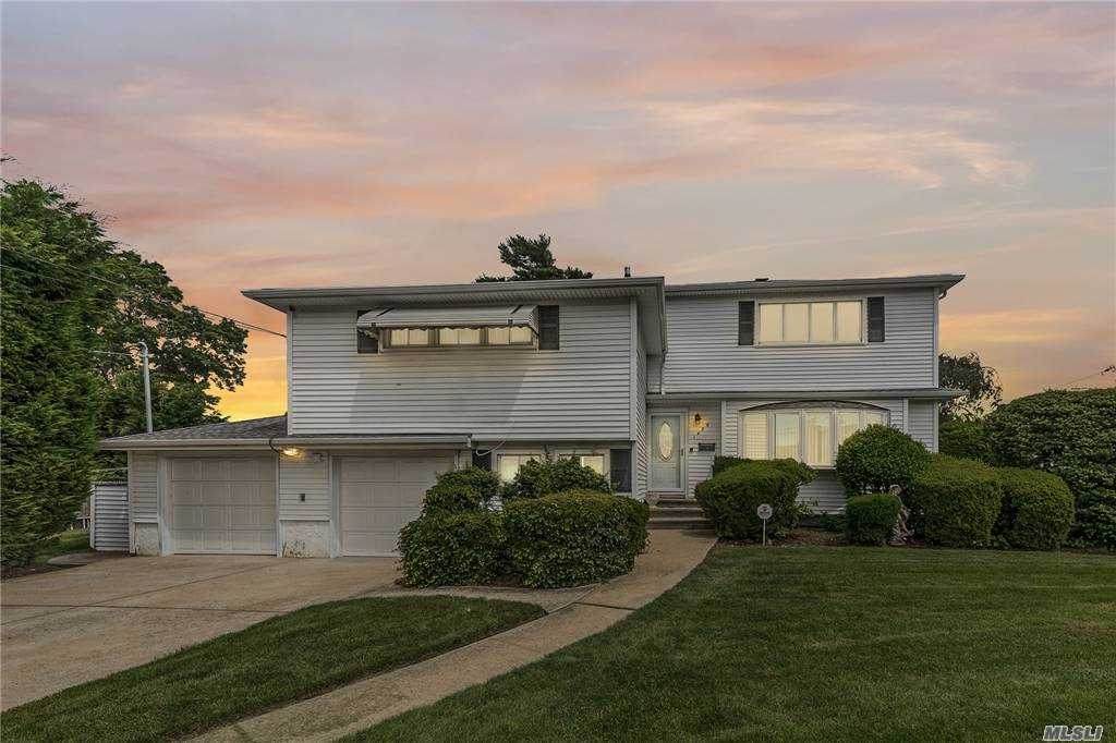 1489 Lakeshore Drive - Photo 1