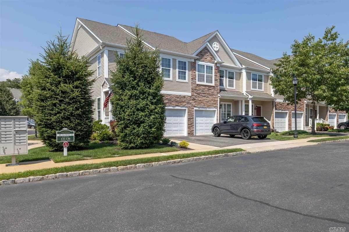 132 Somerset Drive - Photo 1