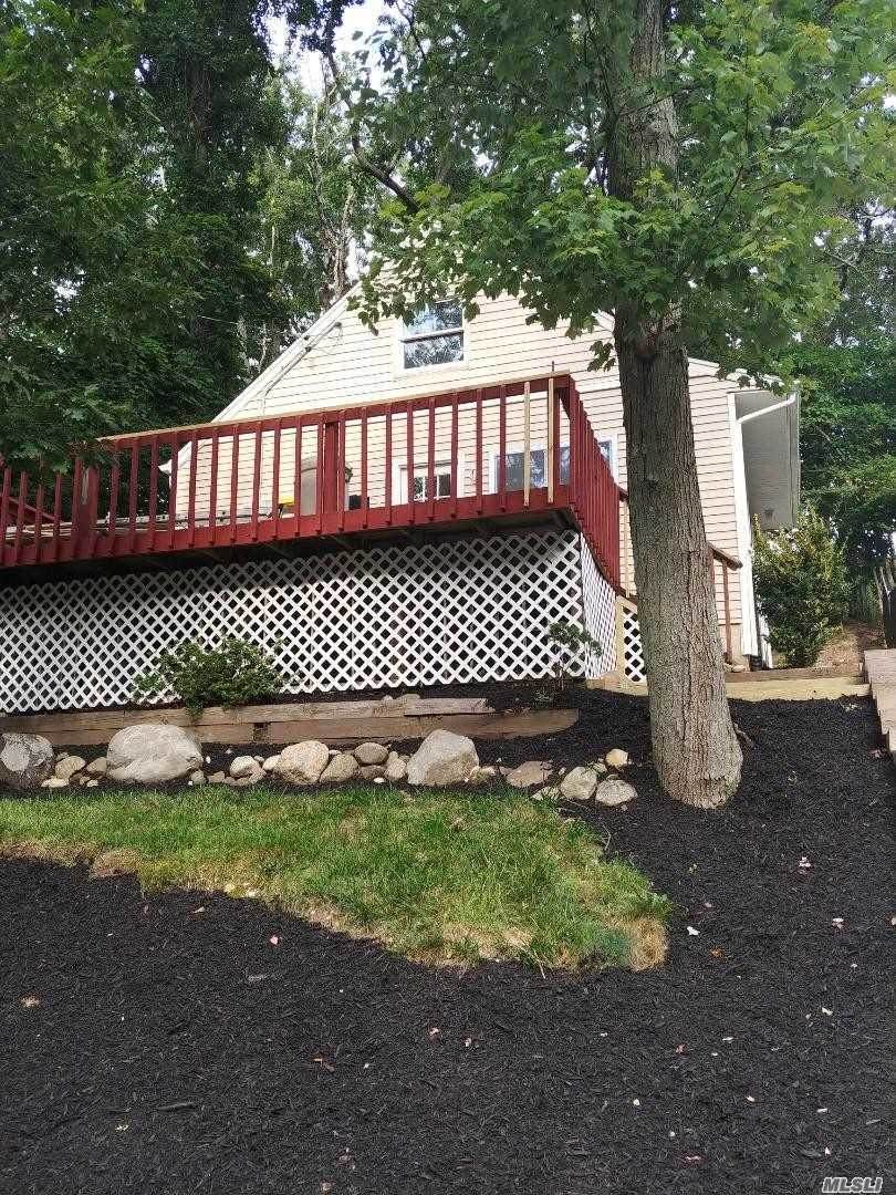 127 Hallock Landing Road - Photo 1