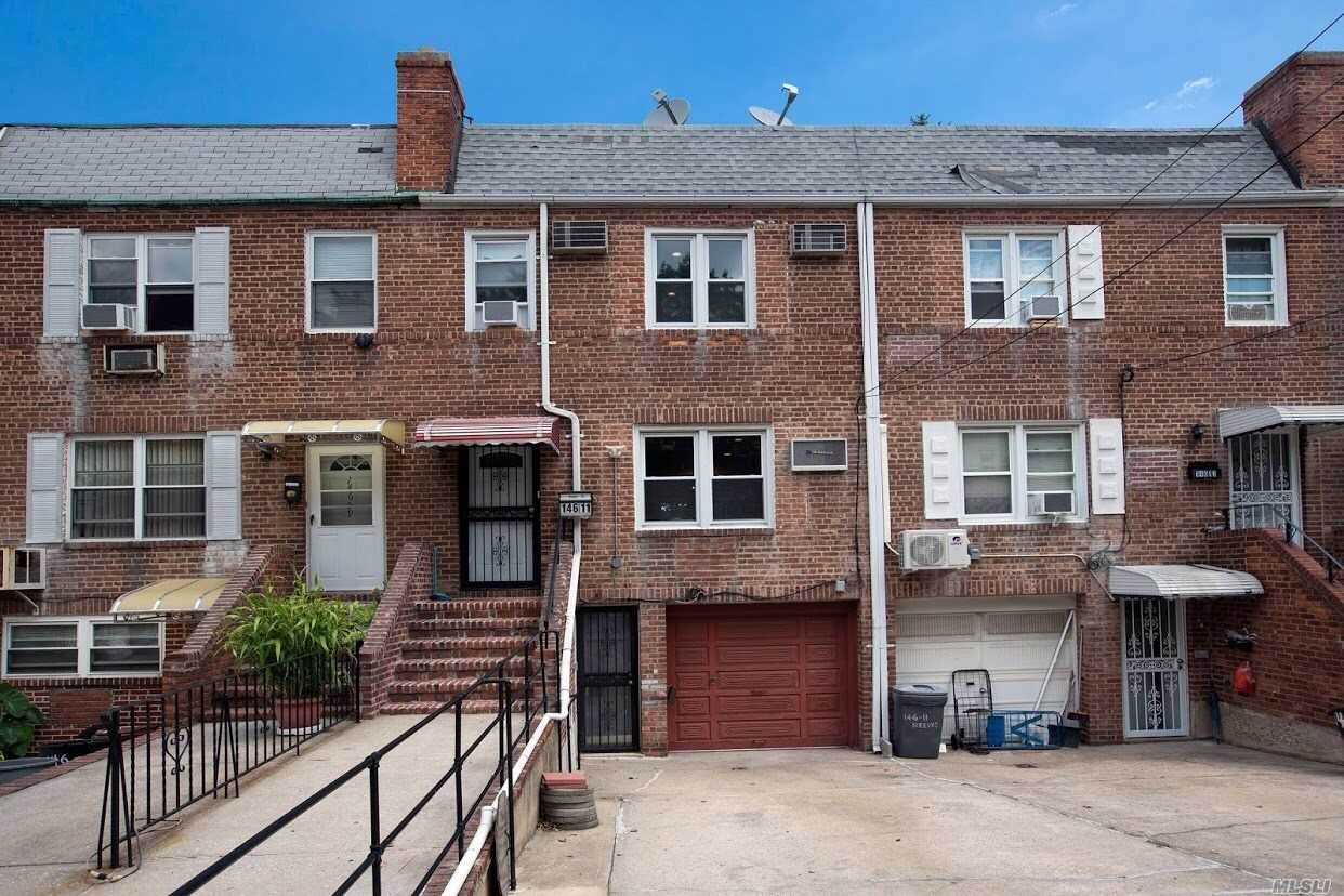 146-11 Reeves Avenue - Photo 1