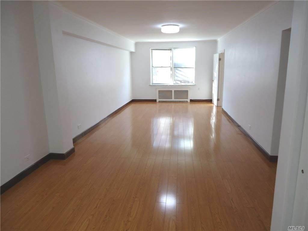 64-41 Saunders Street - Photo 1