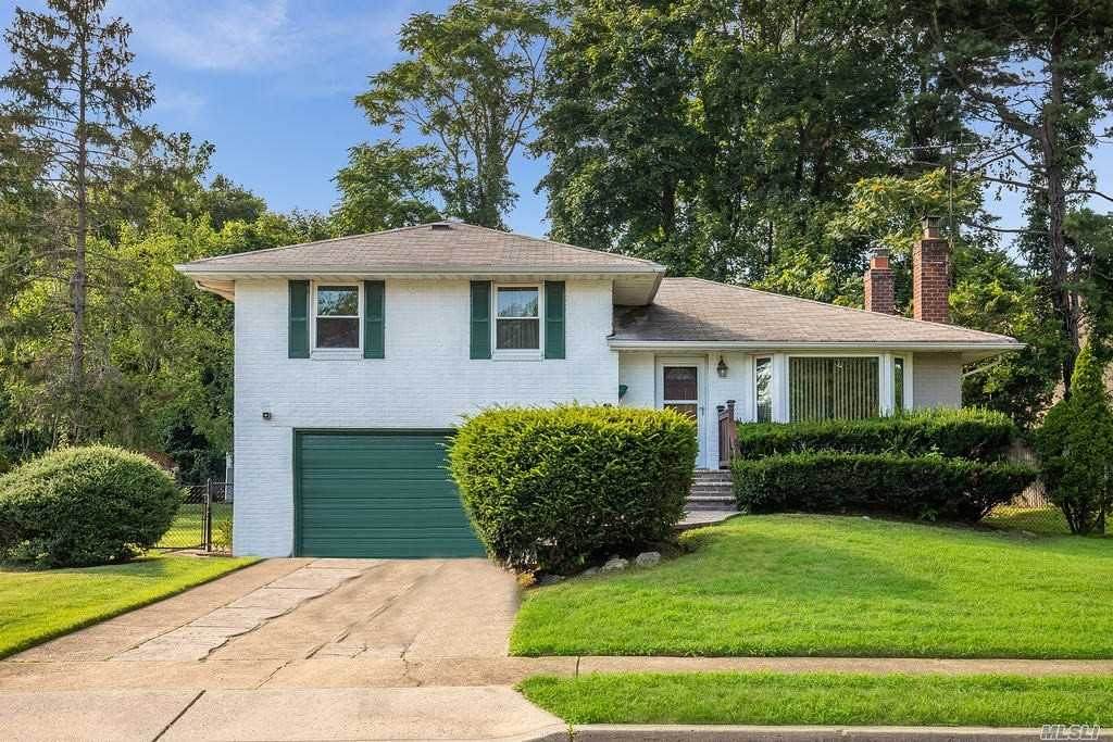 144 Oakwood Drive - Photo 1