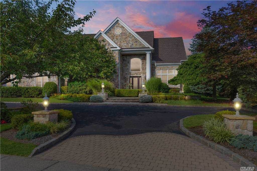 109 Elmwood Dr - Photo 1