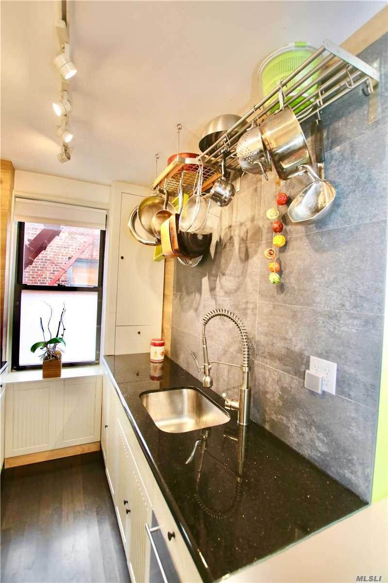 34-20 78 Street - Photo 1