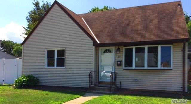 39 Virginia Avenue - Photo 1