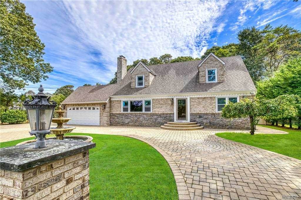 109 Old Neck Road - Photo 1