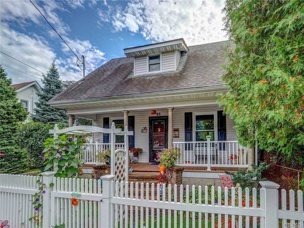 85 Notre Dame Avenue - Photo 1