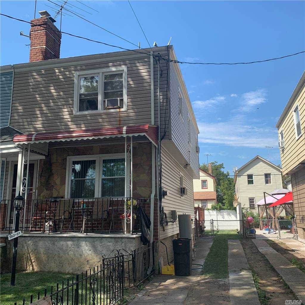 150-21 Foch Boulevard - Photo 1