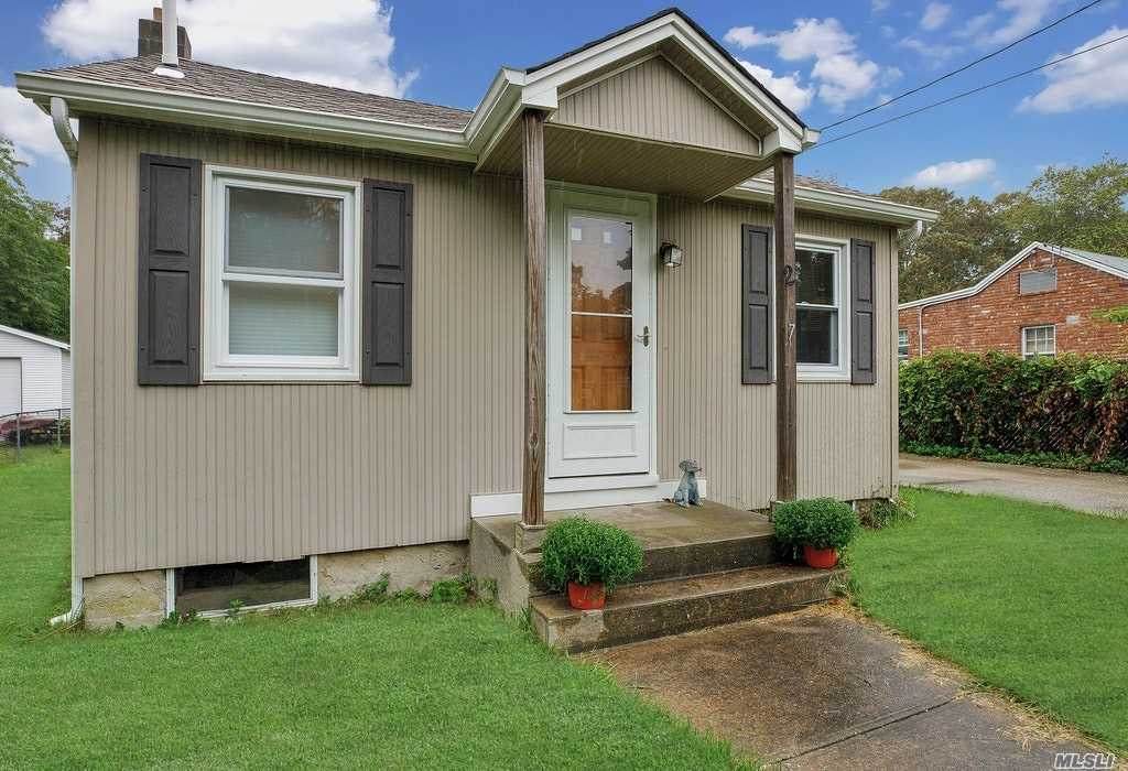247 Commack Rd - Photo 1