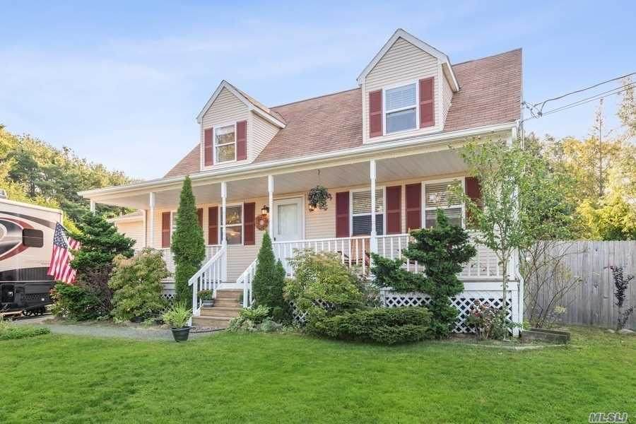 710 Waterview Drive - Photo 1
