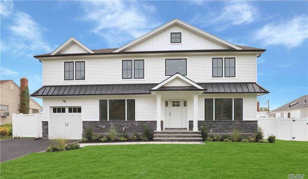 58 Westbury Avenue - Photo 1