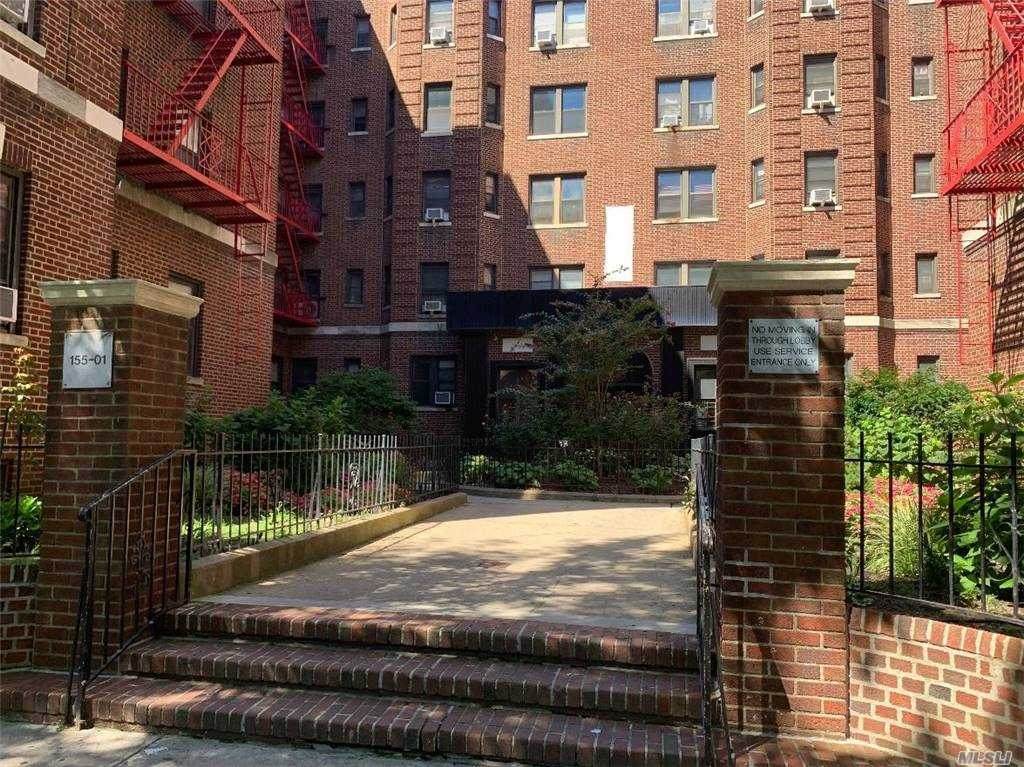 155-01 90th Avenue - Photo 1