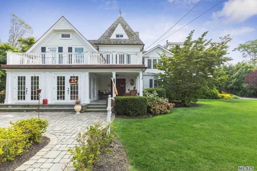 634 Middle Road - Photo 1