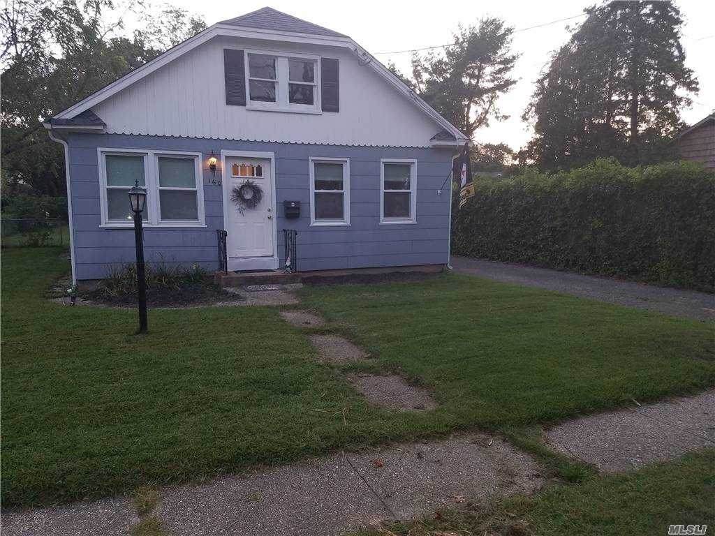 160 Clinton Ave - Photo 1
