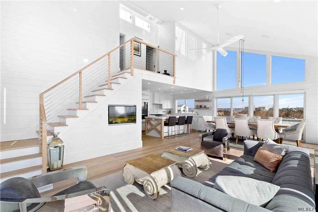 107 Dune Road - Photo 1