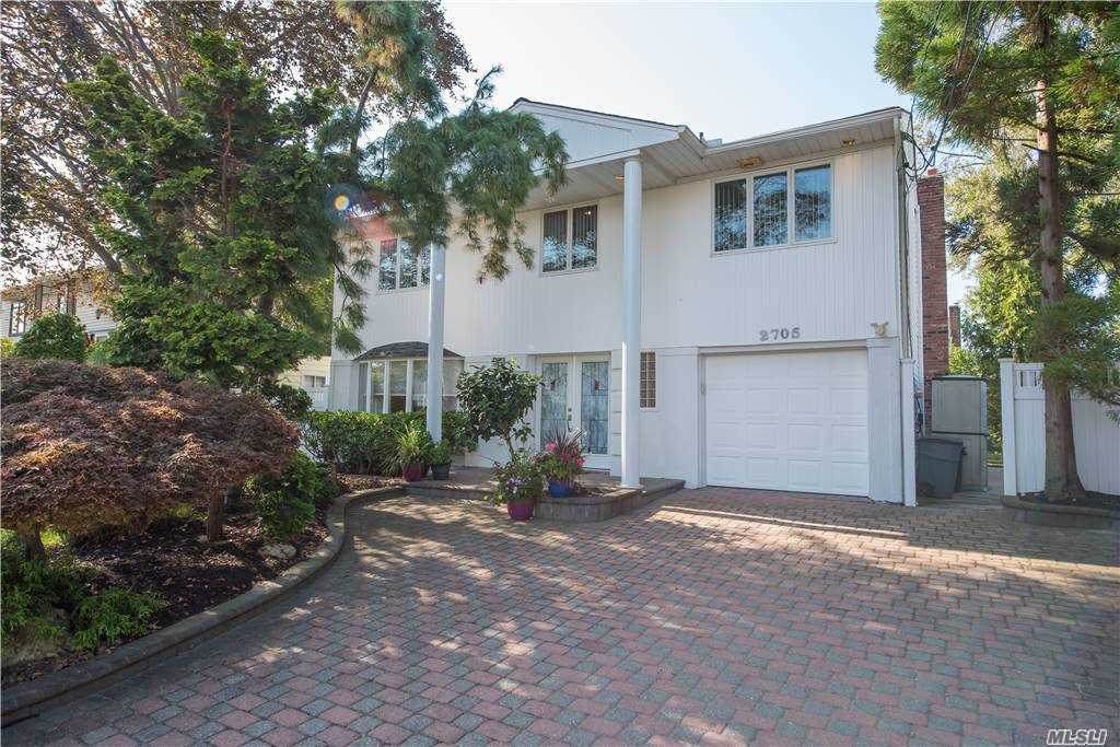 2705 Karen Street - Photo 1