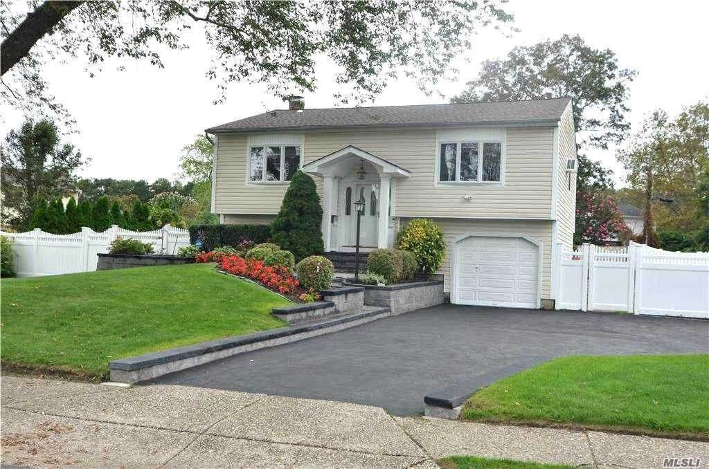 200 Blue Point Road - Photo 1