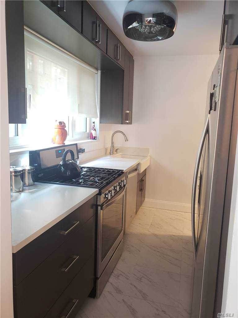 200 Central Park S. - Photo 1