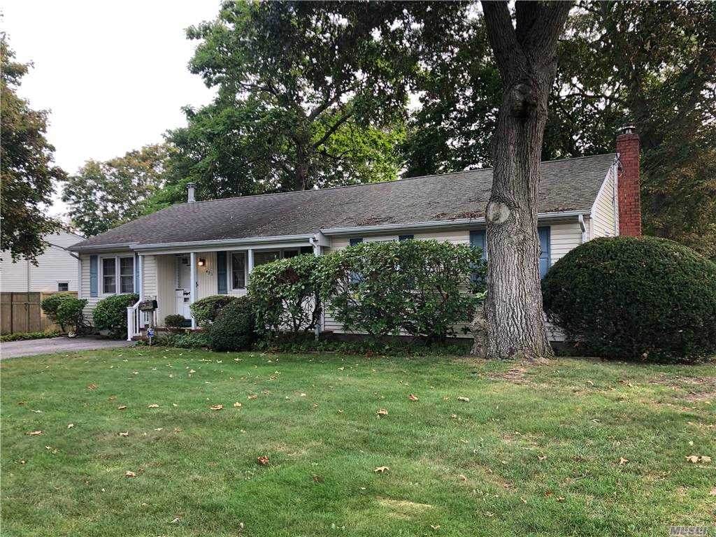 421 Hillside Ave - Photo 1