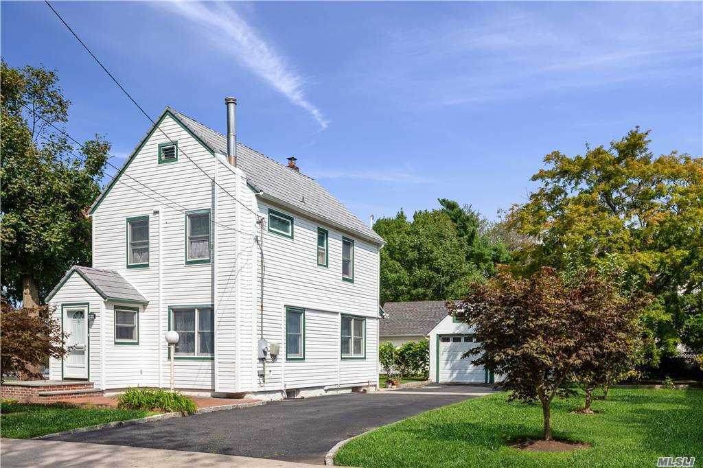 79 Forest Row - Photo 1