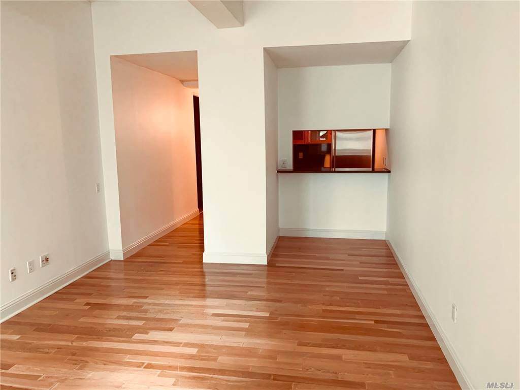 88 Greenwich St - Photo 1