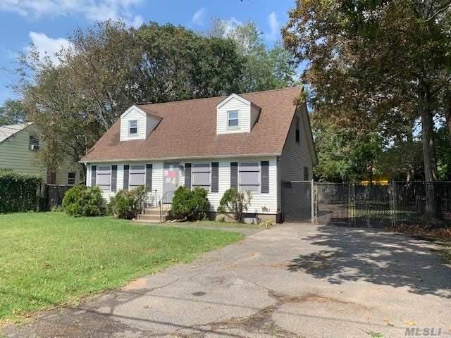 271 Commack Rd - Photo 1