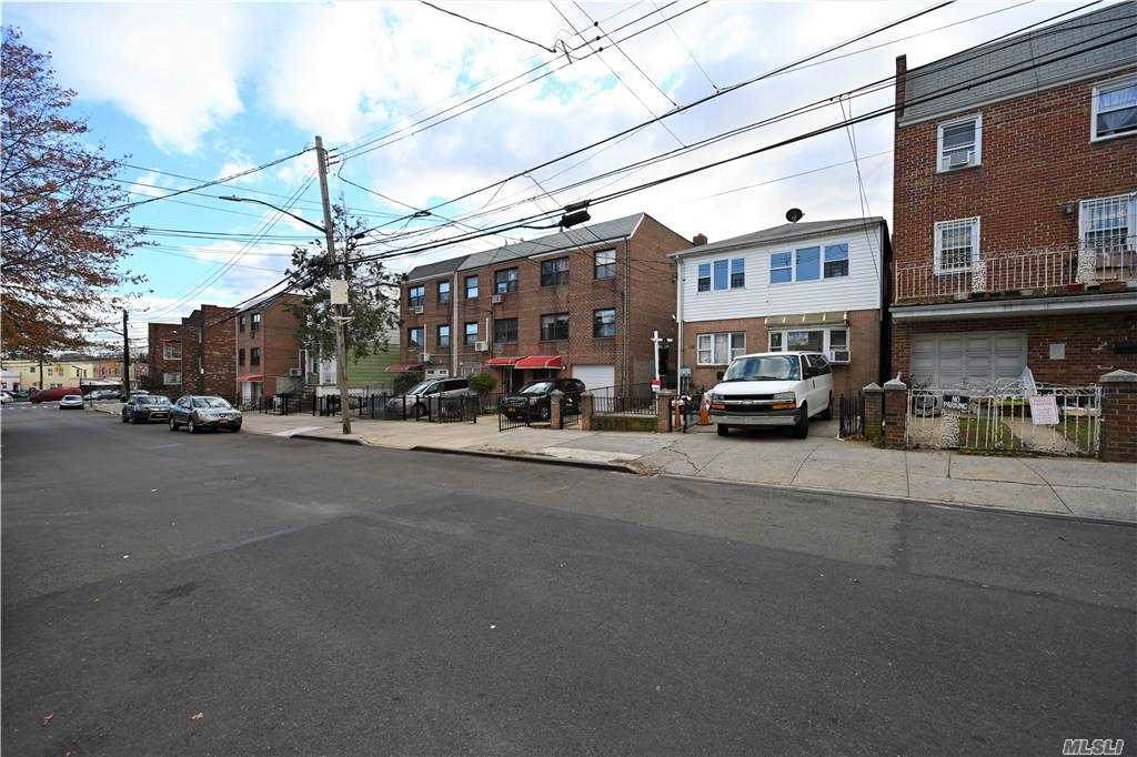 94-50 Alstyne Avenue - Photo 1